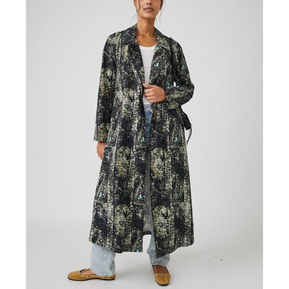 Free People Jackets & Blazers - 🎉LAST CHANCE🎉 FREE PEOPLE Rae Printed Duster / Washed Black Combo